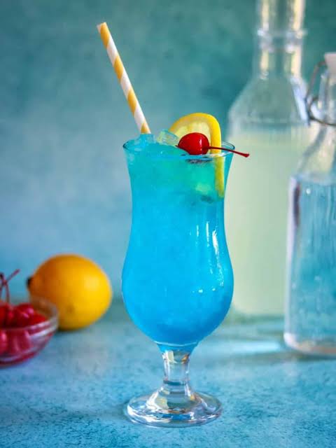 Blue Lagoon Smash at Elite Courts